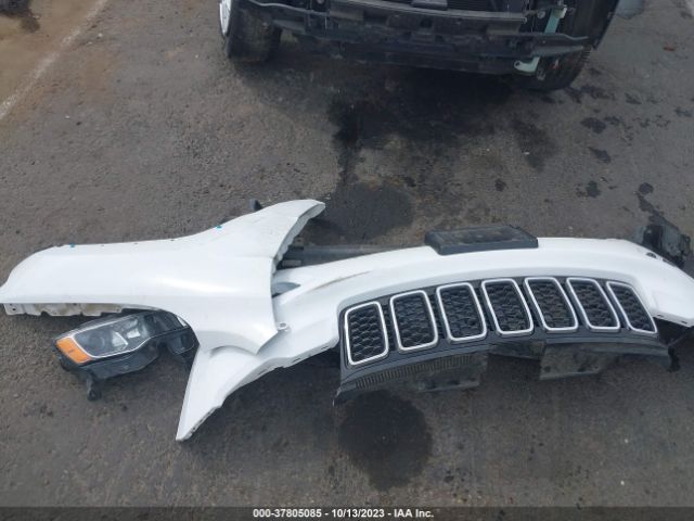 1C4RJFAGXHC867063 Jeep Grand Cherokee Laredo