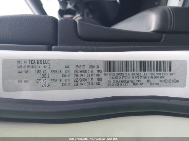 1C4RJFAGXHC867063 Jeep Grand Cherokee Laredo