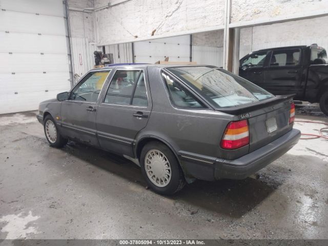 1988 SAAB 9000 YS3CS58D1J1027546 Photo 2