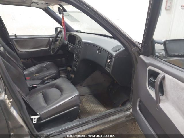 1988 SAAB 9000 YS3CS58D1J1027546 Photo 4