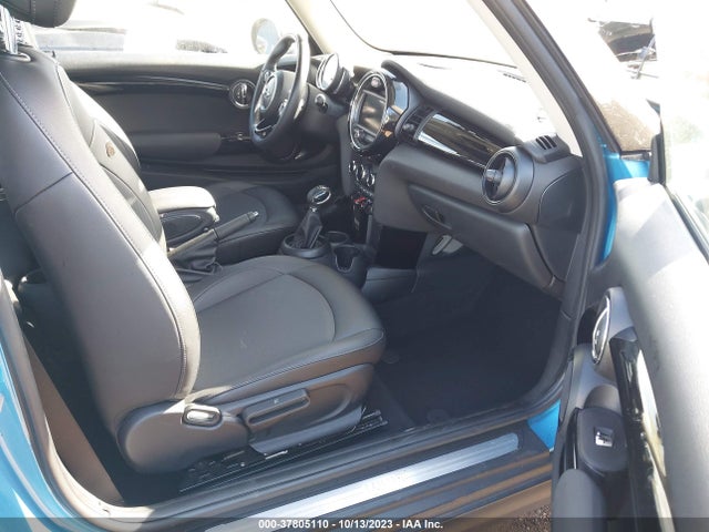 2019 MINI HARDTOP WMWXP5C54K2H95091 Photo 4