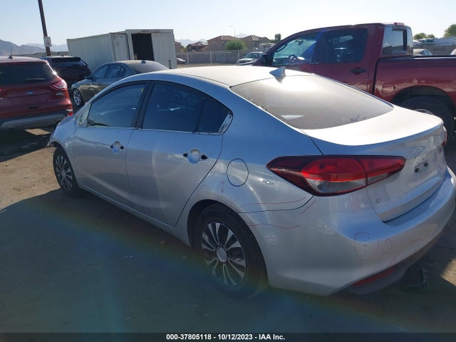 KIA FORTE LX 2017 3KPFK4A71HE052280 Image 3