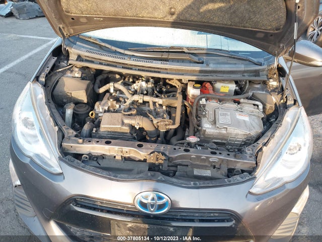 Toyota Prius C One/two/three/four 2016 JTDKDTB37G1133462 Image 10