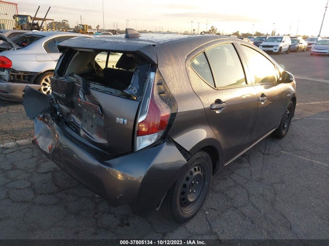 Toyota Prius C One/two/three/four 2016 JTDKDTB37G1133462 Image 4