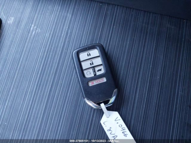 5FNYF5H99MB020966 Honda Pilot Touring 8-passenger