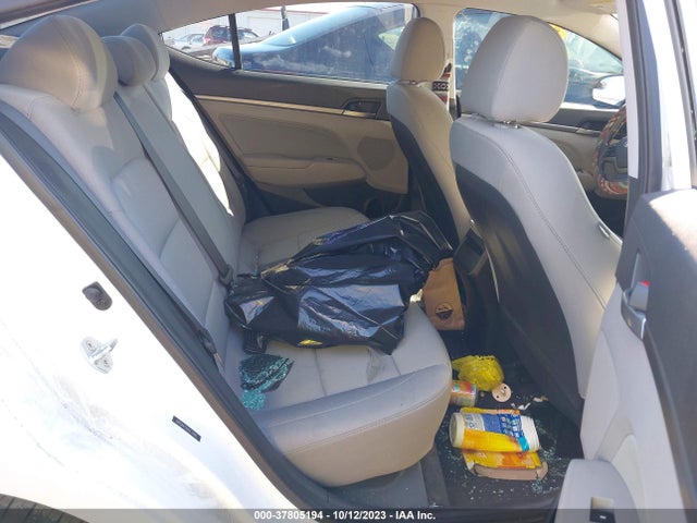 Hyundai ELANTRA SE 2017 5NPD84LF5HH174890 Image 8
