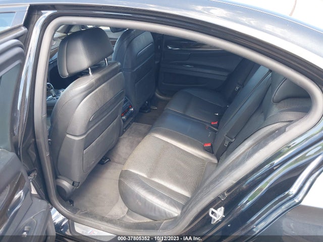 BMW 740I 2015 WBAYA6C5XFGK16297 Image 8
