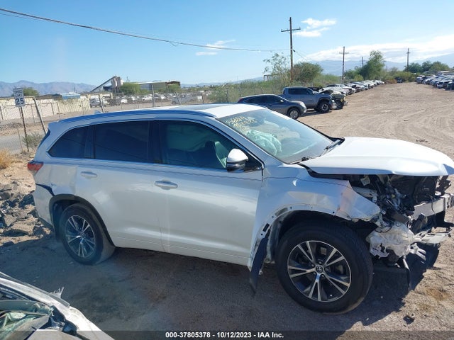 Toyota Highlander Xle 2016 5TDKKRFH4GS176237 Image 12