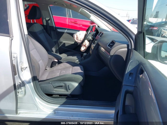 WVWDB7AJ9EW000899 Volkswagen Golf 2.5l