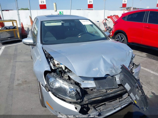 WVWDB7AJ9EW000899 Volkswagen Golf 2.5l