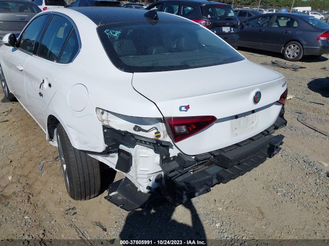 ZARFAEEN0H7549280 Alfa Romeo Giulia Ti Awd