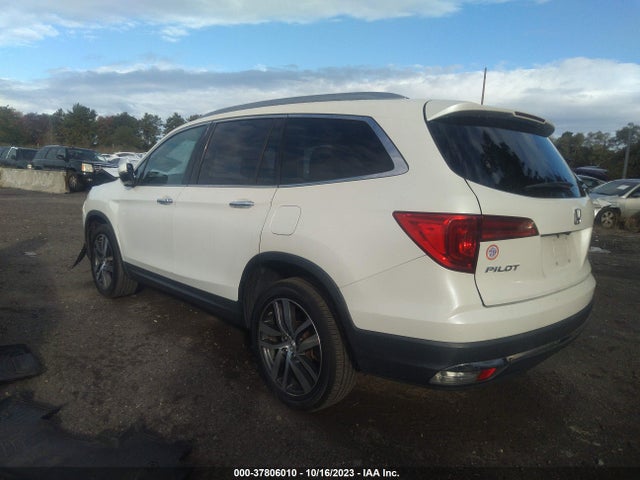 2016 HONDA PILOT TOURING VIN: 5FNYF6H98GB090016