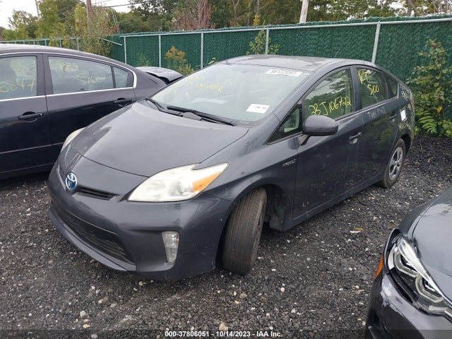 Toyota Prius Four/five/three/one/two 2014 JTDKN3DU6E1744938 Image 2