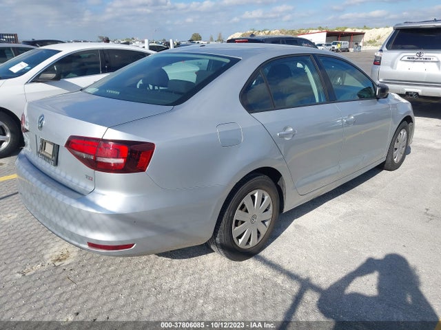 3VW267AJ6GM309645 Volkswagen Jetta Sedan 1.4t S