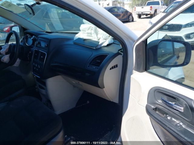 2C4RDGBG1FR623365 Dodge Grand Caravan Se