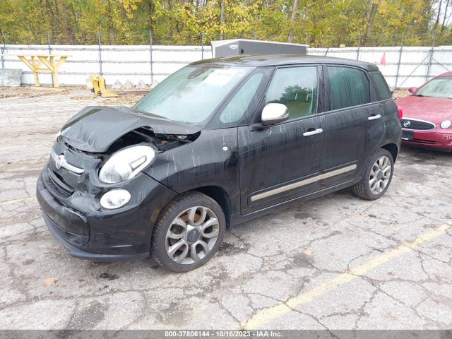 2014 FIAT 500L ZFBCFACH2EZ014247 Photo 1