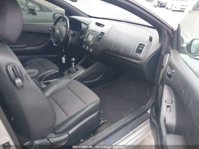 KNAFZ6A32G5660322 KIA Forte Koup Sx