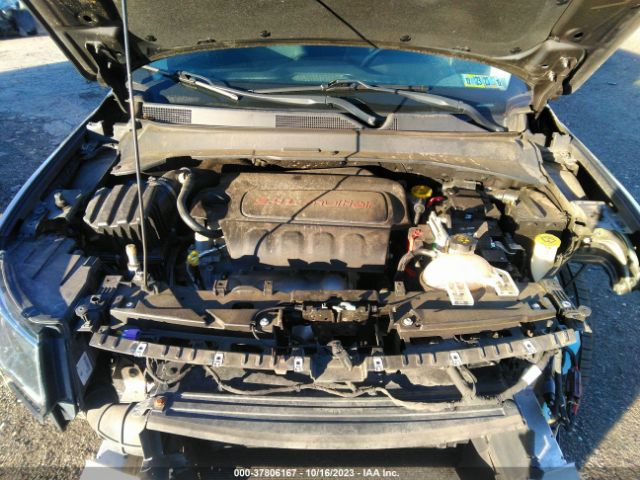 3C4NJDBB8JT142576 Jeep Compass Latitude