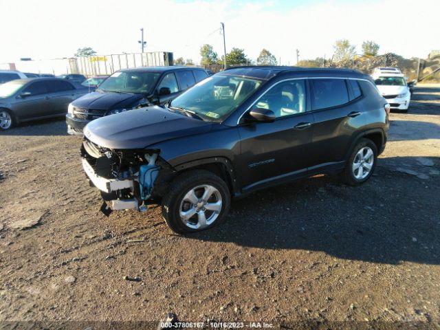 3C4NJDBB8JT142576 Jeep Compass Latitude