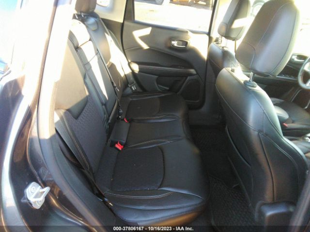 3C4NJDBB8JT142576 Jeep Compass Latitude