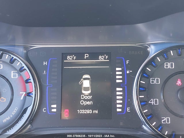 1C3CCCBB4GN129929 Chrysler 200 S