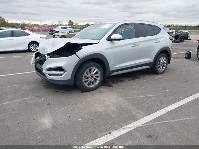 Hyundai Tucson Se Plus 2017 KM8J33A49HU558881 Image 2