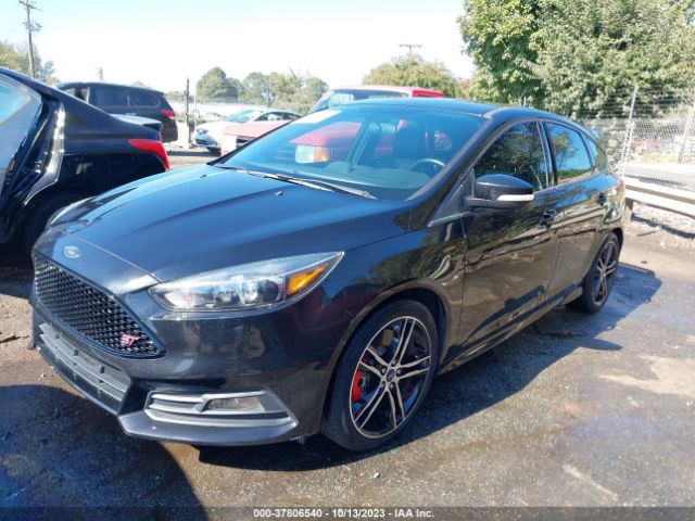 1FADP3L92GL223924 Ford FOCUS ST