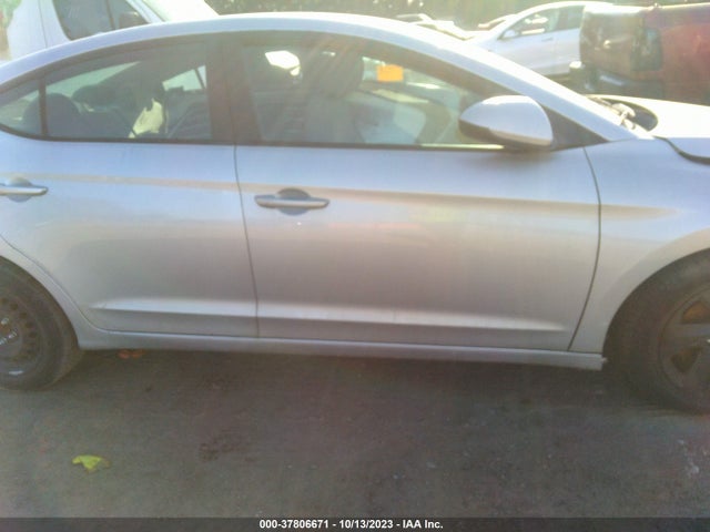 2017 HYUNDAI ELANTRA SE VIN: 5NPD74LF4HH078090