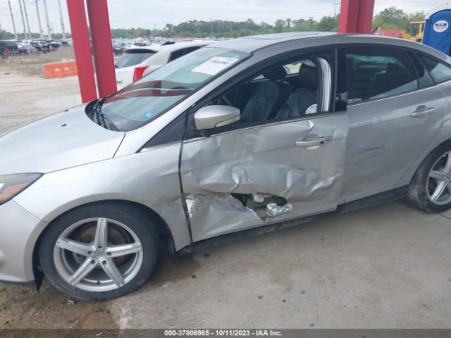 1FADP3J28EL423371 Ford Focus Titanium