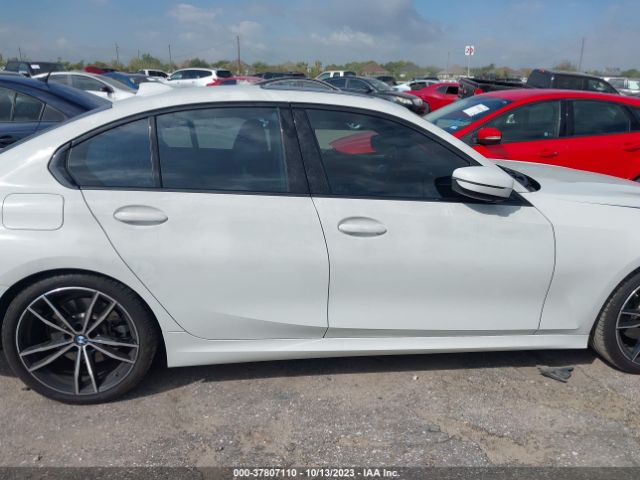 WBA5R1C50KAK07992 BMW 3 Series 330i