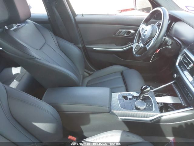 WBA5R1C50KAK07992 BMW 3 Series 330i