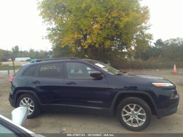 1C4PJLAB2GW230319 Jeep Cherokee Sport