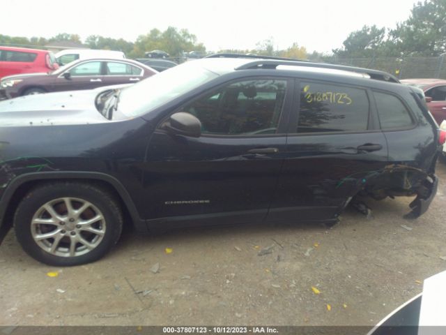 1C4PJLAB2GW230319 Jeep Cherokee Sport