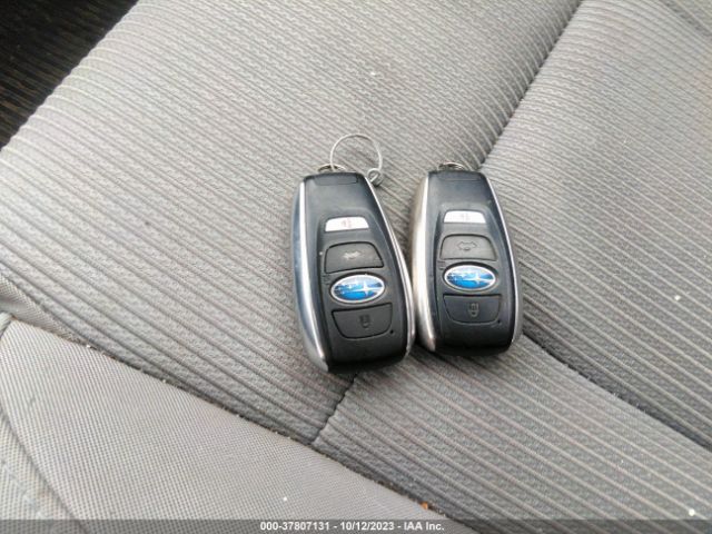 4S3BWAC61L3013422 Subaru Legacy Premium