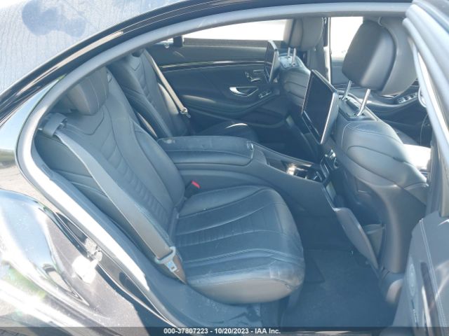 WDDUG8CB6FA118989 Mercedes-Benz S-class S 550
