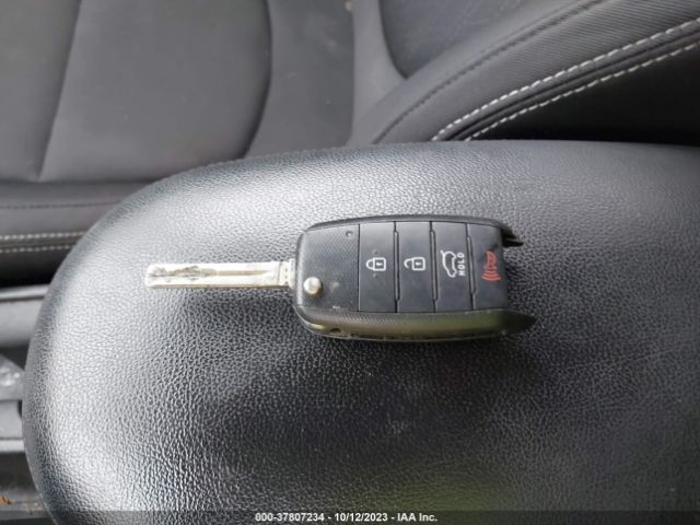 KNDJN2A20G7830562 KIA Soul Base