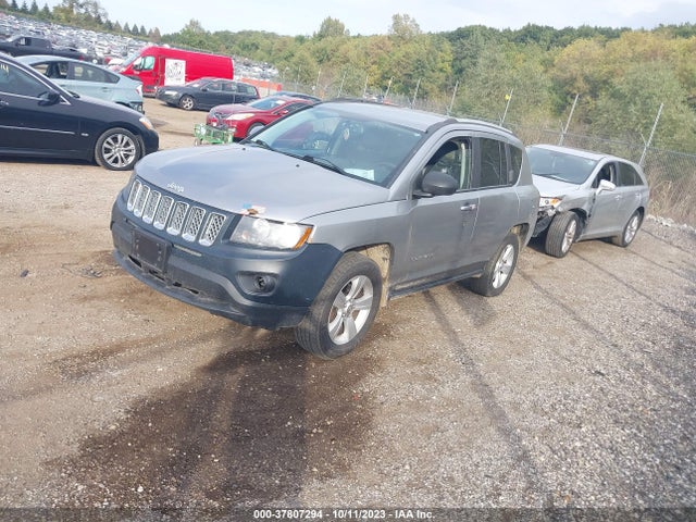 1C4NJDEB6FD370942 Jeep Compass Latitude