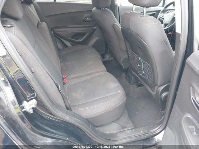 Chevrolet TRAX LS 2019 3GNCJKSB9KL384605 Image 8