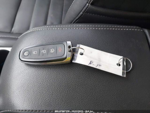 1FMCU9JX3FUC22417 Ford Escape Titanium