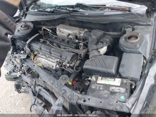 2004 HYUNDAI ELANTRA GLS/GT VIN: KMHDN46D84U831437