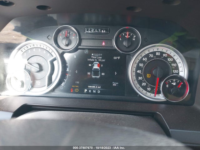 1C6RR7NT8ES264255 RAM 1500 Laramie