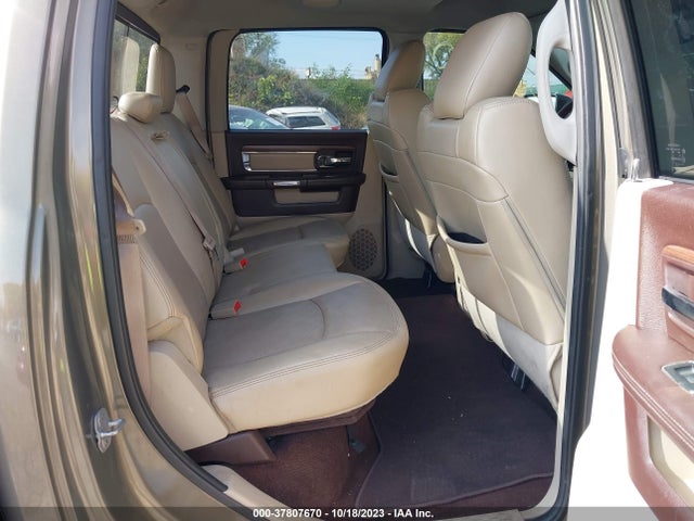 1C6RR7NT8ES264255 RAM 1500 Laramie