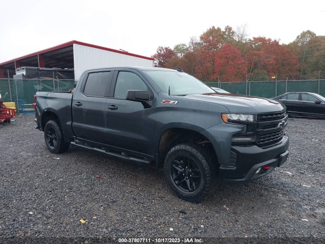 2019 3GCPYFED9KG262085 main image