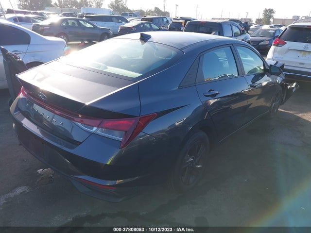 Hyundai ELANTRA SEL 2022 5NPLS4AGXNH072425 Image 4