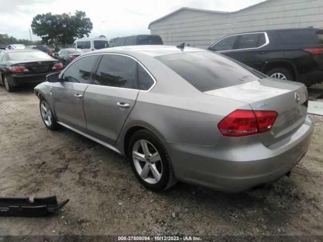 1VWAS7A37EC046752 Volkswagen Passat 1.8t Wolfsburg Edition