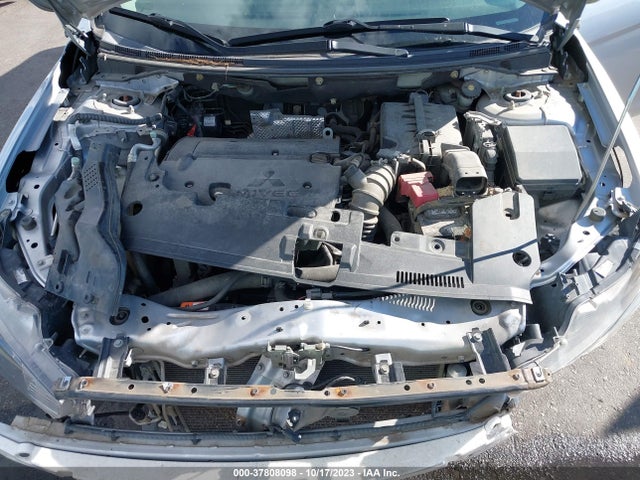 Mitsubishi LANCER ES 2015 JA32U2FU5FU005018 Image 10