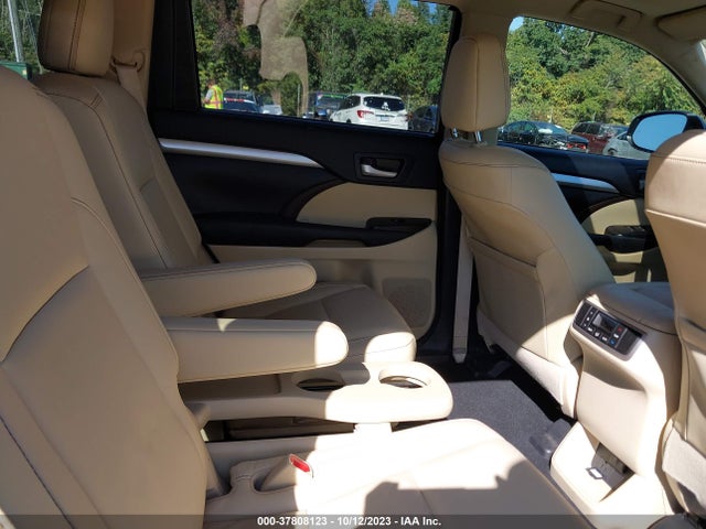 Toyota Highlander Xle/se 2017 5TDKZRFH5HS524737 Image 8