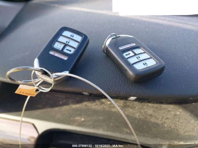1HGCR2F76HA033966 Honda Accord Sedan Ex