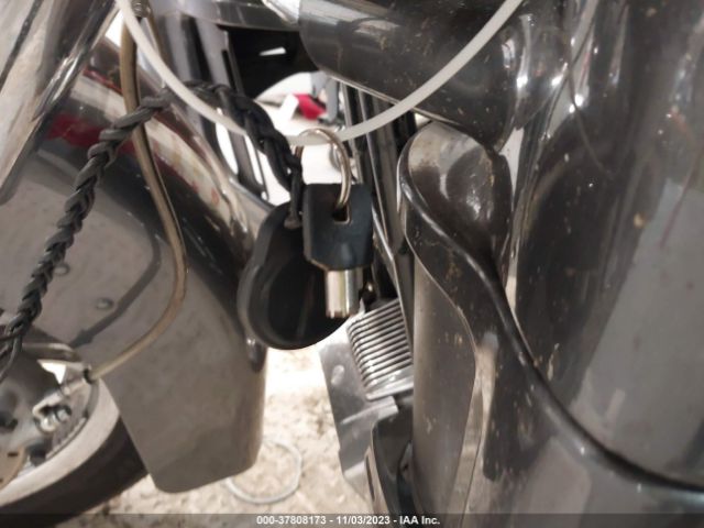 2006 HARLEY-DAVIDSON FLHTCUSE 1HD1PRE176Y953092 Photo 10