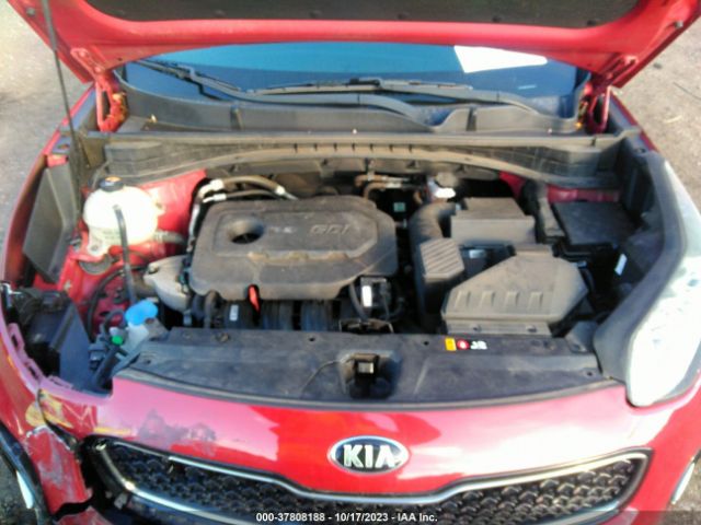KNDPMCAC8H7293596 KIA Sportage Lx